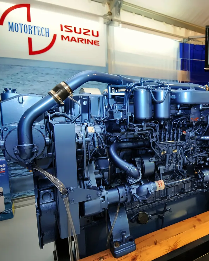 Isuzu Marine